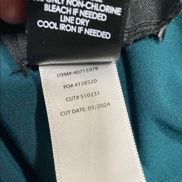 Torrid Deep‎ Teal Stretch Challis Wide Leg Cargo Pants | Size 2R (2X) | NWT - Picture 12 of 13